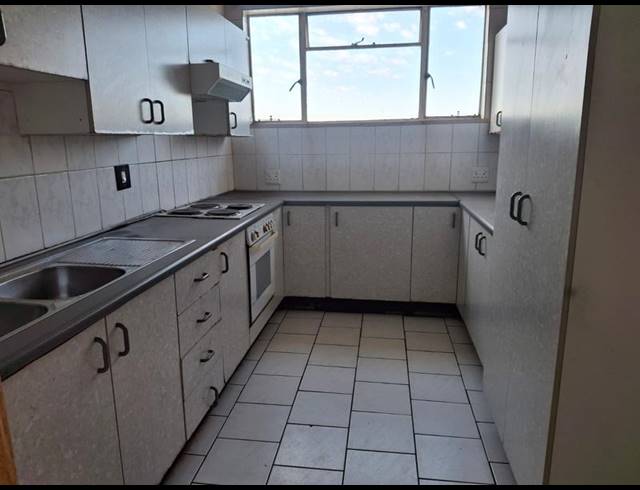 2 BEDROOM PROPERTY TO RENT IN VANDERBIJLPARK SE 1